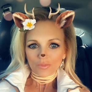 Meet your Posher, Lana